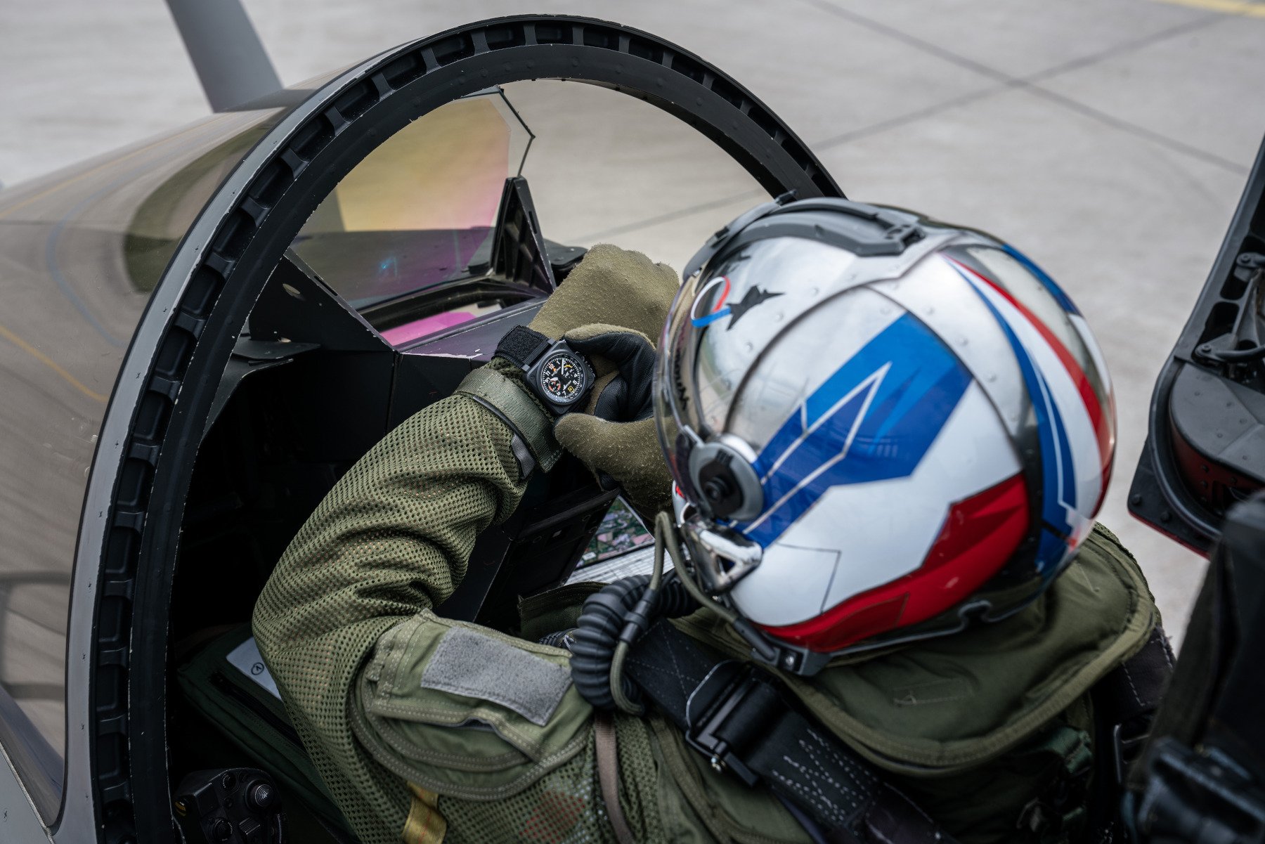 Bell & Ross Partners with Rafale Solo Display, Launches Special Edition Watch