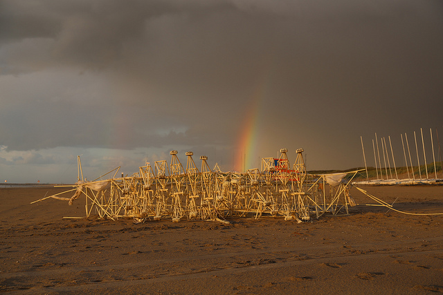 Made of yellow PVC,the Strandbeests are resistant to water and storms. 