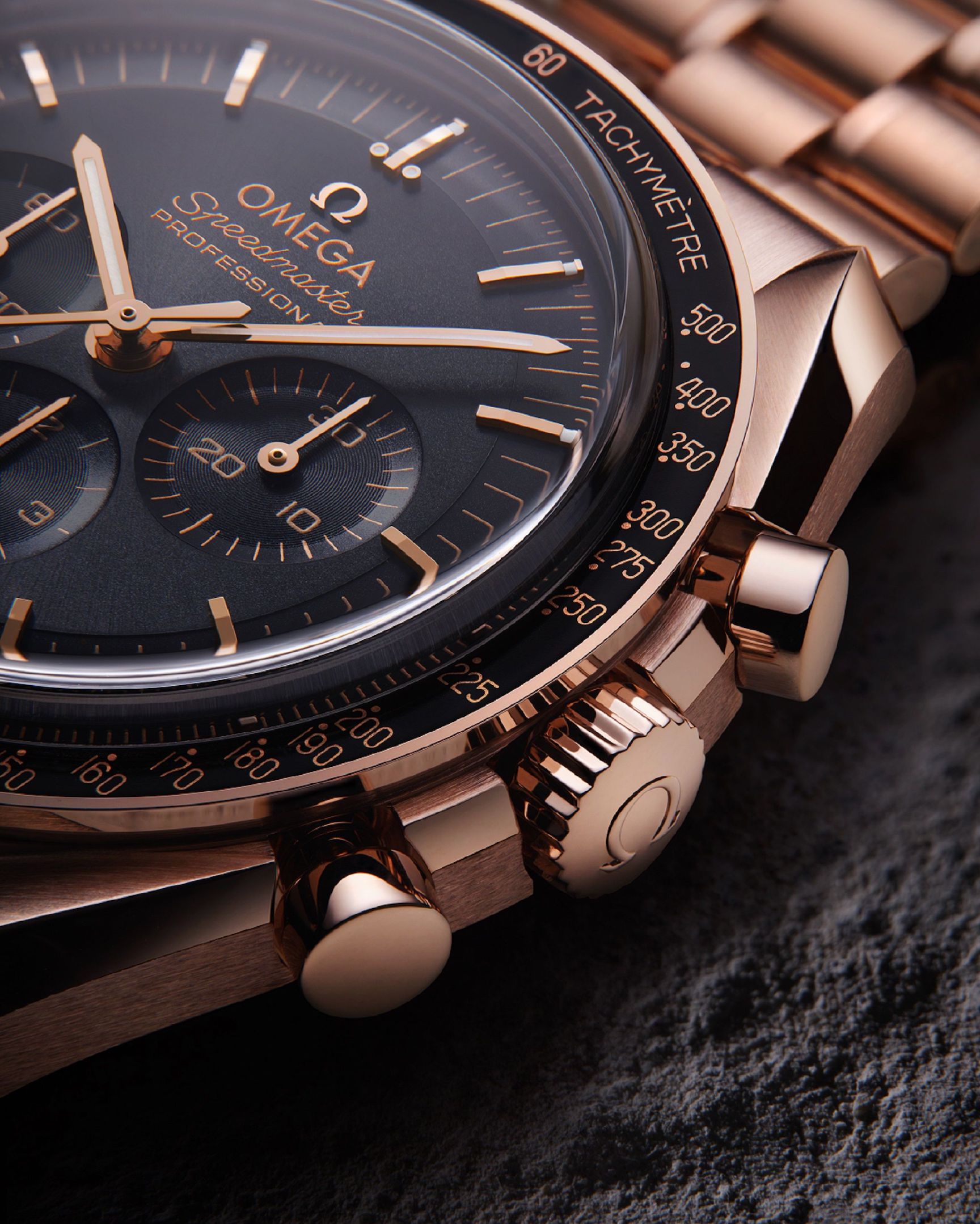 Omega Speedmaster Moonwatch Master Chronometer Professional Chronograph