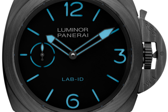 The case of the Panerai Lab-ID watch is made of Carbotech. The case of the Panerai Lab-ID watch is made of Carbotech.
