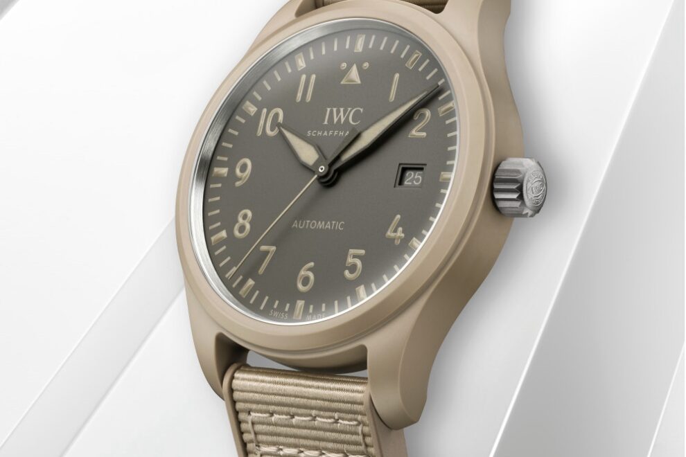 1920_iw328106-mood IWC Pilot’s Watch Automatic 41 Top Gun Mojave Desert watch