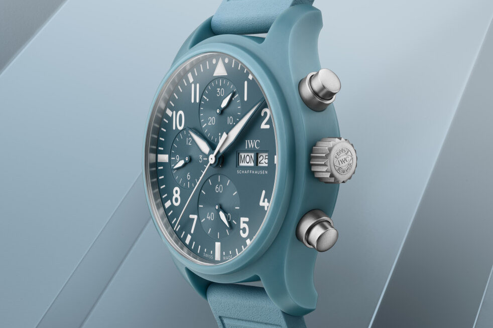 1920_iw389409-mood2 IWC Pilot's Watch Chronograph Top Gun Miramar