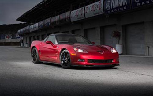 2013-Chevrolet-Corvette-ZR1