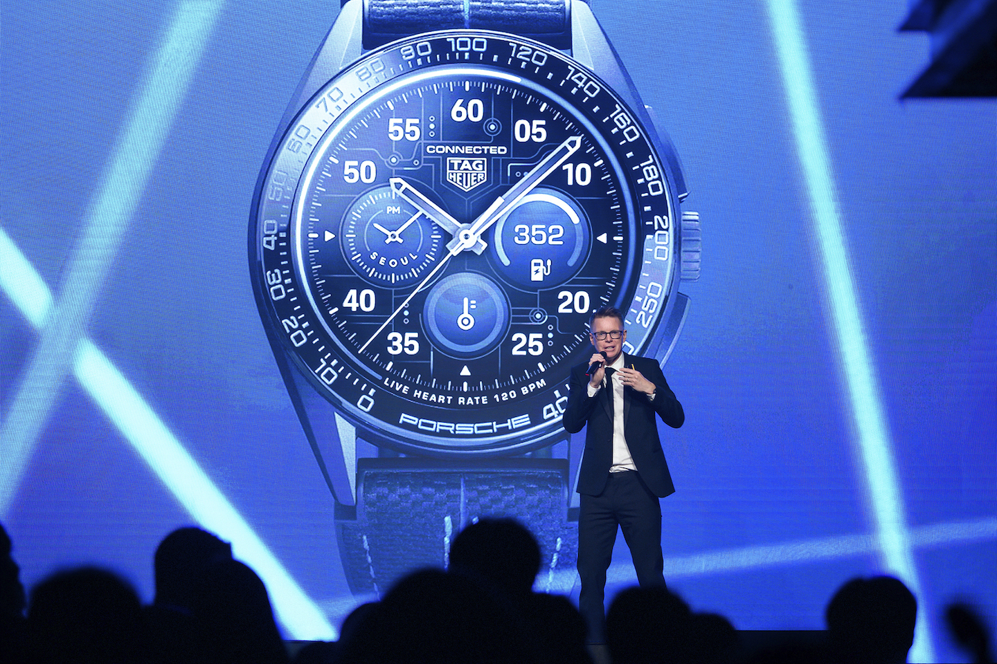 Meet The New-For-2022 TAG Heuer Connected Watch