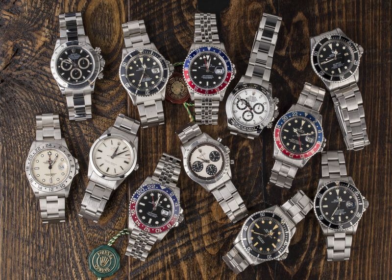  Bob's Watches is auctioning 12 Rolex watches -- without a buyer's premium. 