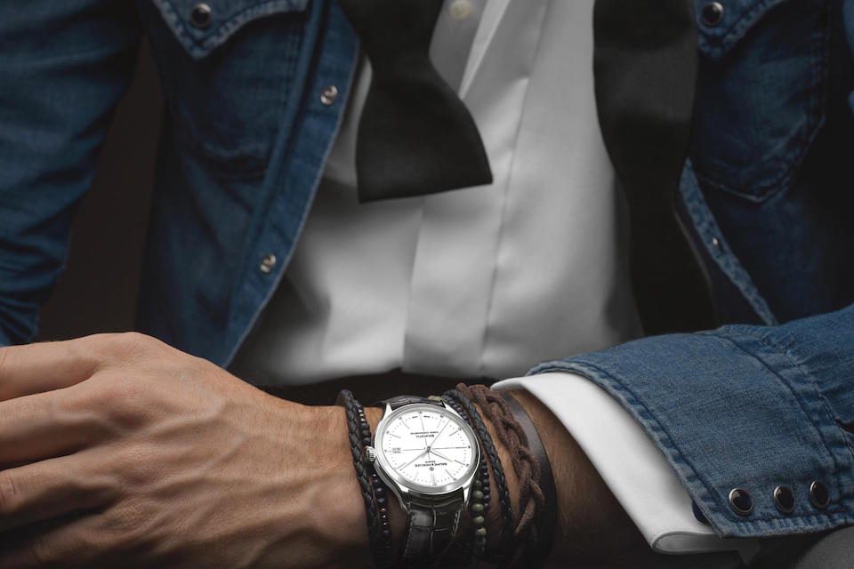 Baume et Mercier mood porter Baumatic M0A10436 Baume & Mercier Clifton Baumatic watch with innovative highly functional caliber.