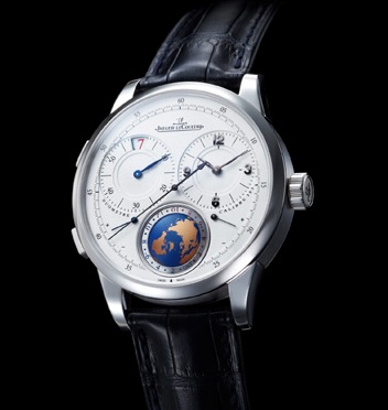 The first Duoemtre Unique Travel Time was created for last year's SIHH in white gold. 