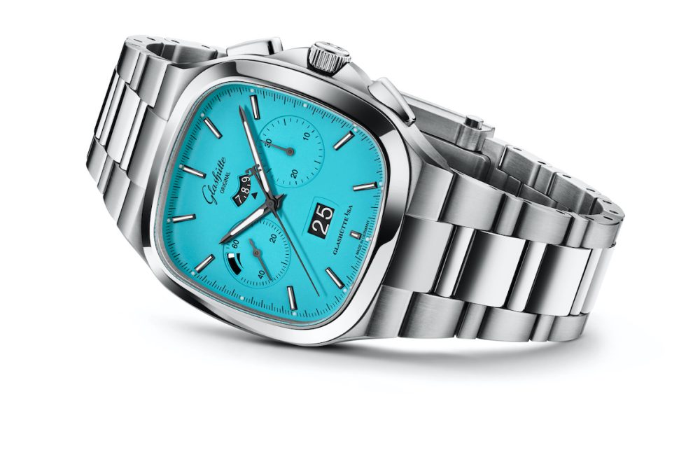 Glashütte Original_1-37-02-10-02-70_Seventies Chronograph Panorama Date_Packshot RGB 25cm Glashutte Original Seventies Chronograph Panorama Date Watches