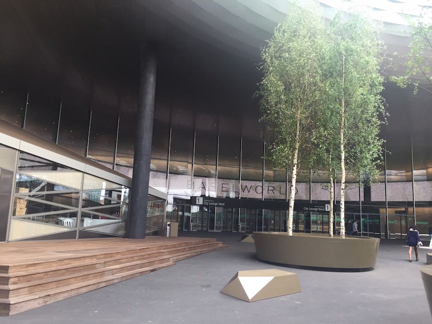 Baselworld 2018 kicks off on Wednesday the 21st with opening day events and the show runs from Thursday March 22 through March 27.
