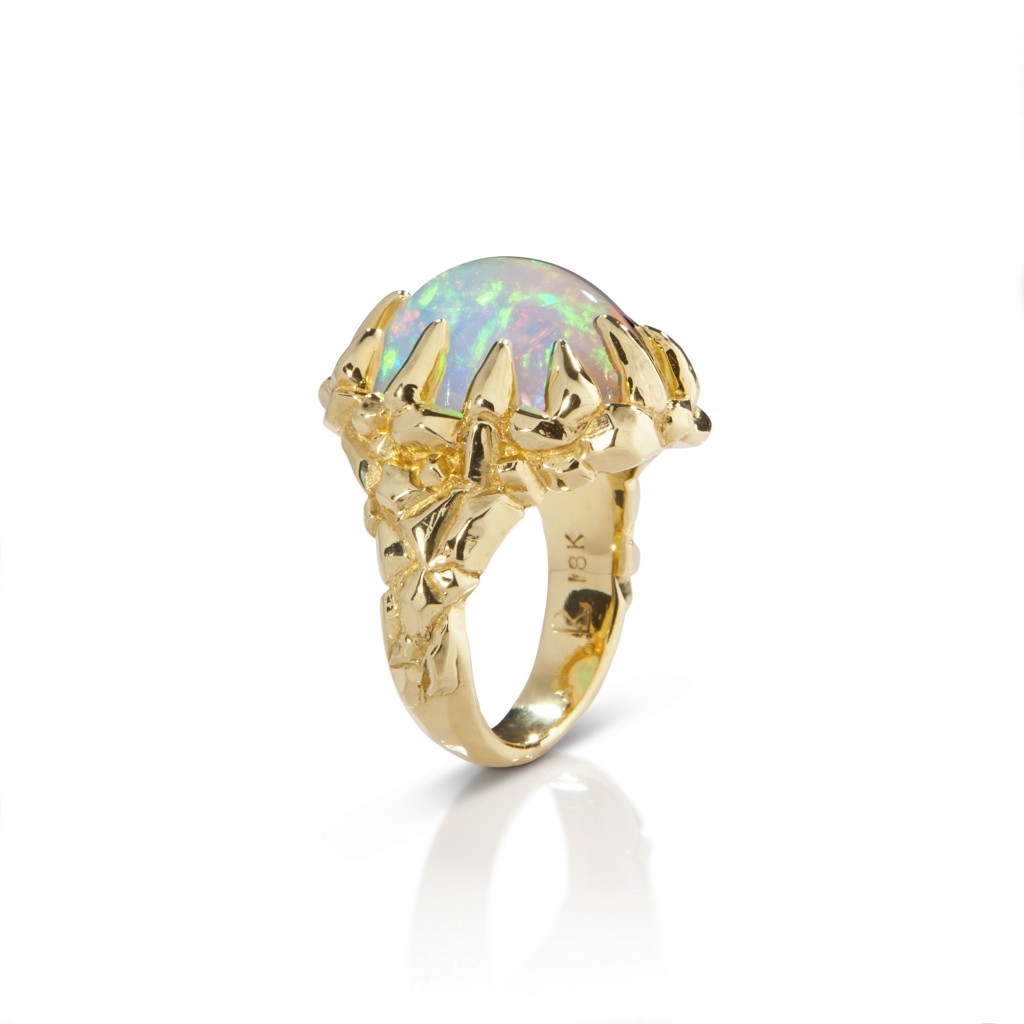 Lisa Kim Aurora Borealis ring in  18-karat gold   with Ethiopian opal