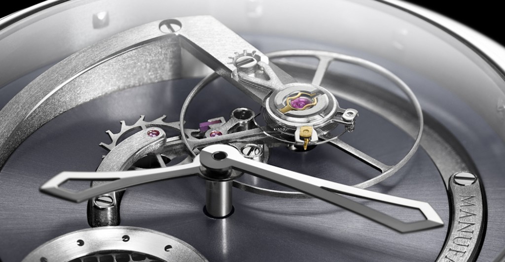 The escapement and balance are dial side.