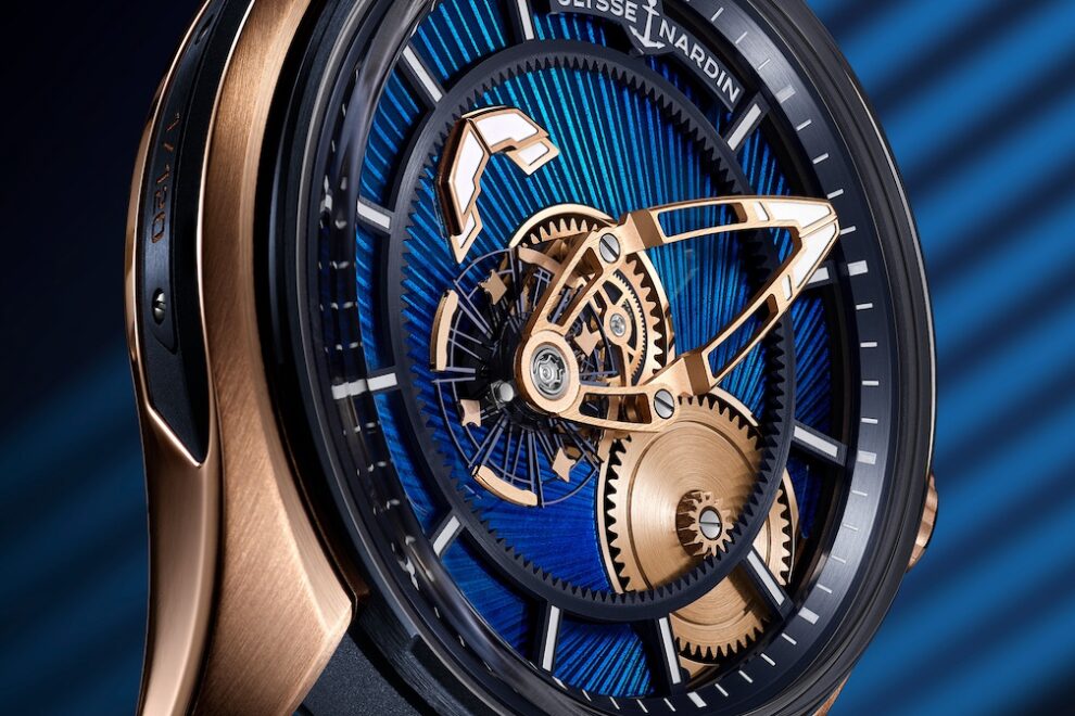 Original JPG-2305-270LE-3AE-BLUE_1A Side Low Ulysse Nardin’s Freak X Gold Enamel