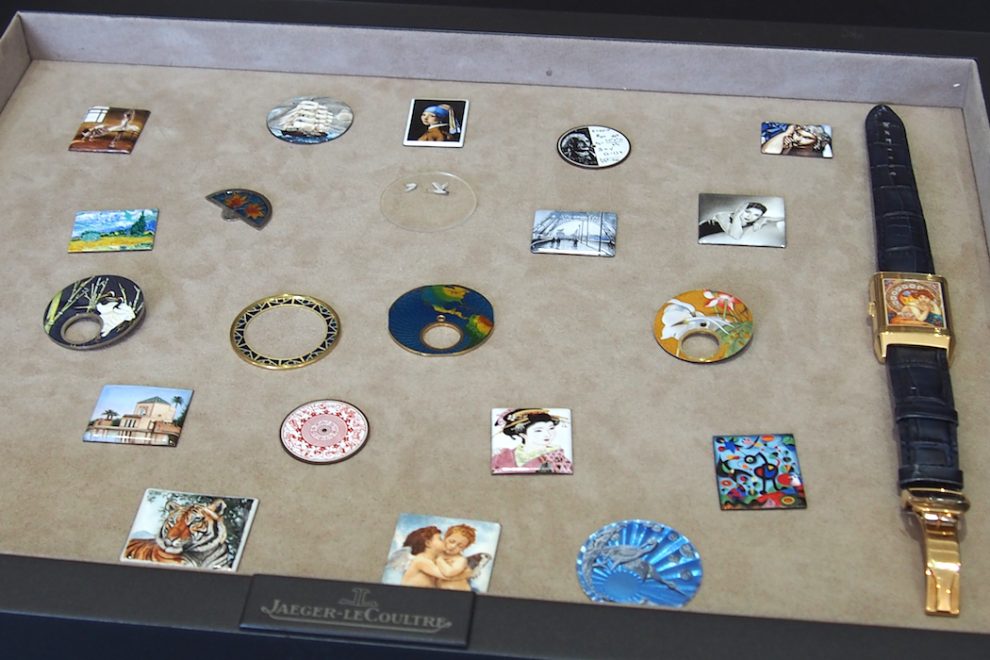 Hand-painted dials at Jaeger-LeCoultre (Photo: R.Naas)