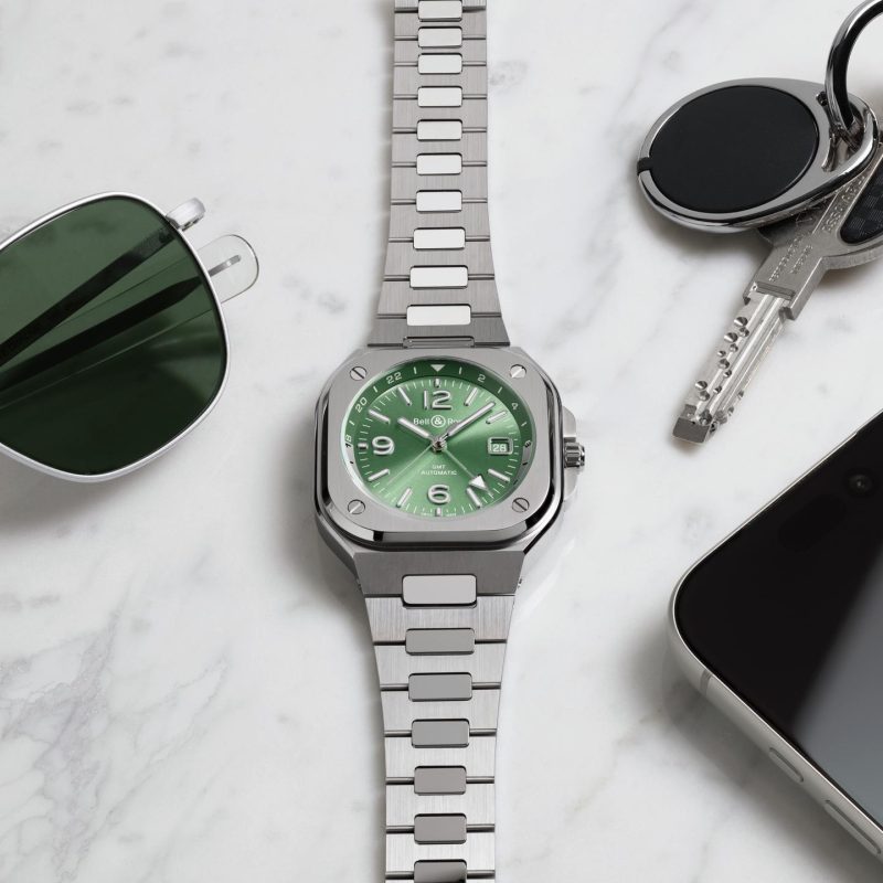 R16-R16-002_BR05_GMT_GREENSTEEL_ACIER Bell & Ross