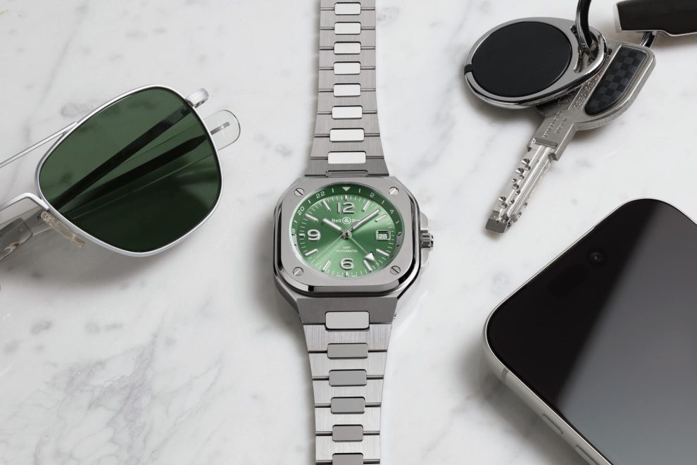 R16-R16-002_BR05_GMT_GREENSTEEL_ACIER Bell & Ross