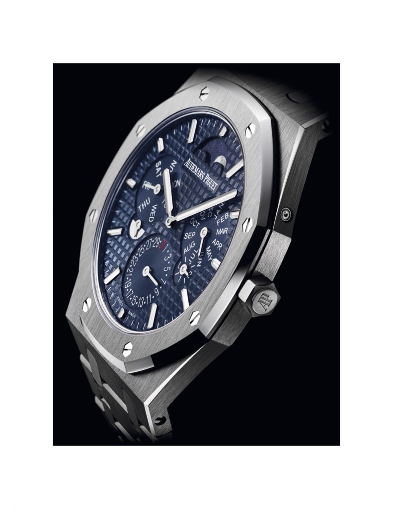 Audemars Piguet Royal Oak RD #2 Perpetual Calendar Ultra Thin Concept Watch measures just 6.3mm when cased and is the world's thinnest self-winding perpetual calendar.