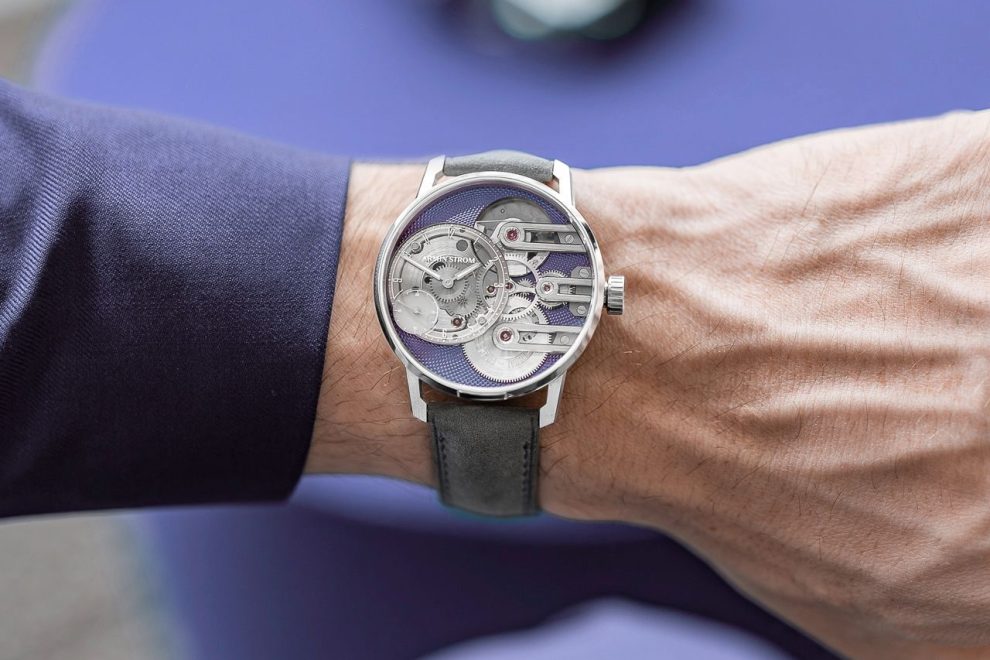 Armin Strom Gravity Equal Force Ultimate Sapphire Purple Armin Strom Gravity Equal Force Ultimate Sapphire Purple