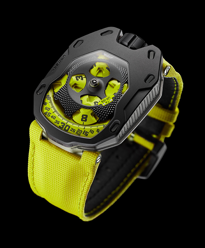 Urwerk UR-105 TA Knight in Black Lemon