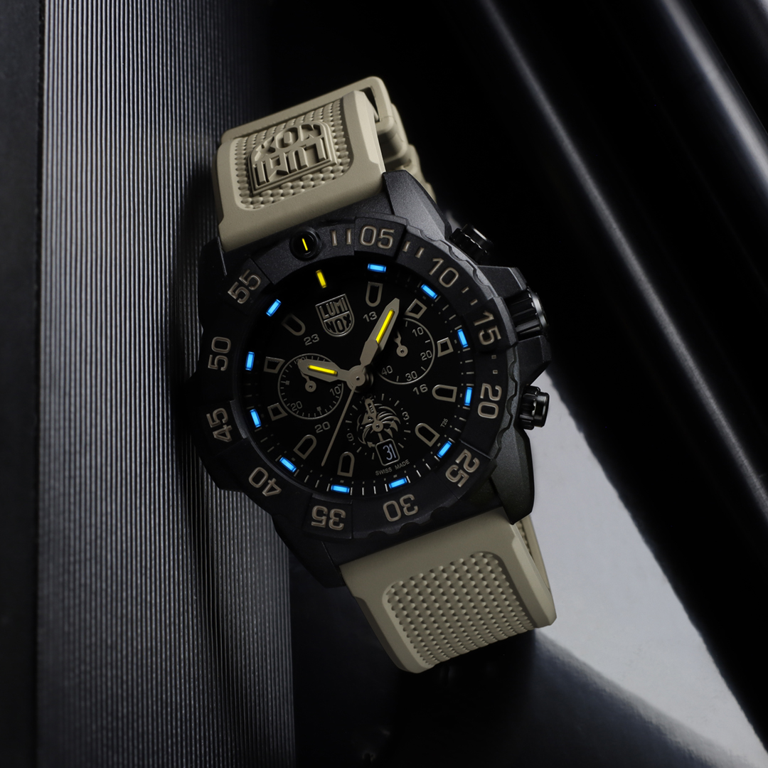 Luminox Light Technology 