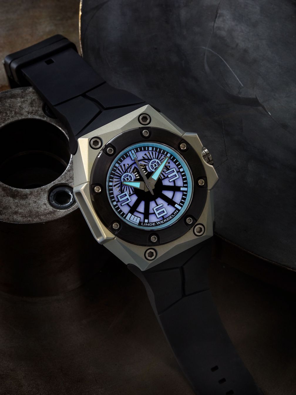 Linde Werdelin x Black Badger Oktopus Blue Sea watch 