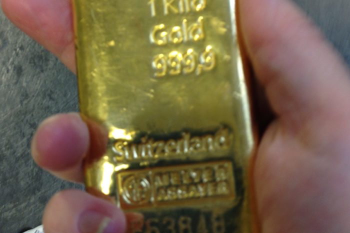 a 999.9 gold bar