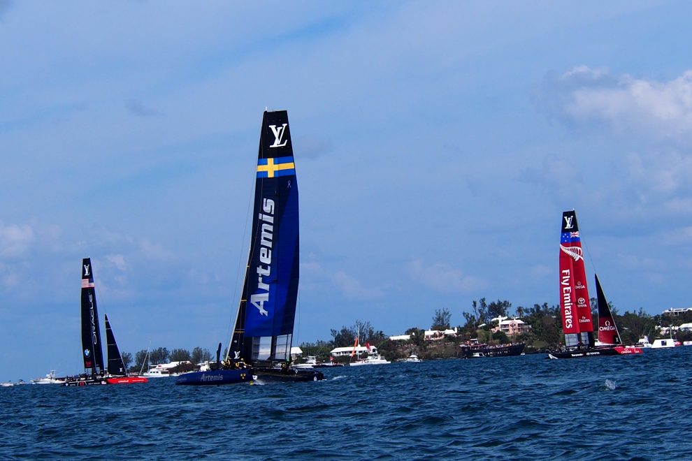 Sailing in Bermuda during the America's Cup world series (photo: R. Naas)