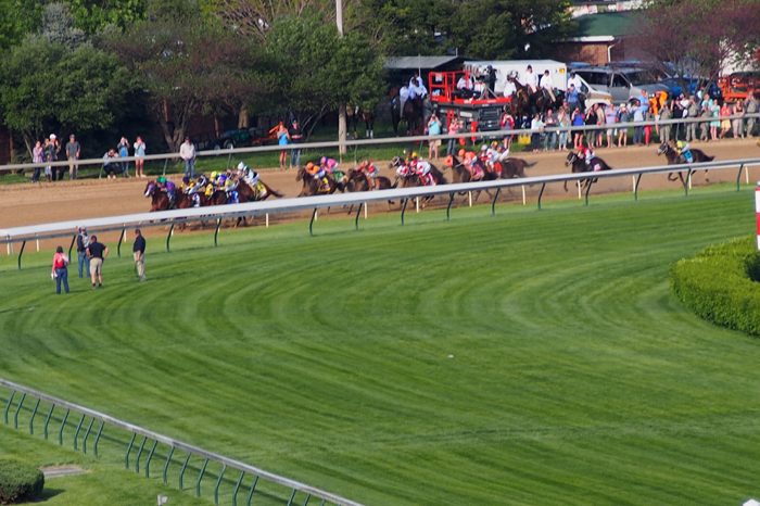 kentucky-derby-roberta-naas