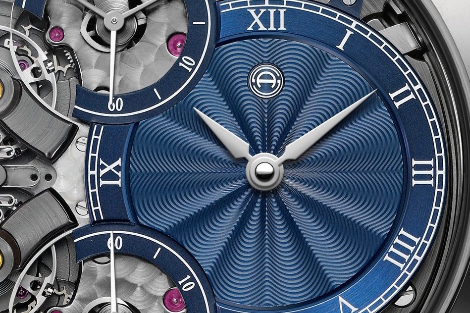 Kari Voutilainen joins with Armin Strom to create hand-made guilloche' dials for the Mirrored Force Resonance Guilloche' watches - with different colors and patterns.