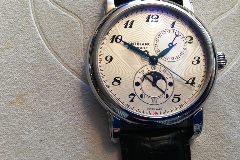 montblanc-twin-moon