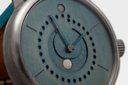 Each Ochs und Junior watch is customizeable. This one shows a rich blue patina and a platinum moon. 