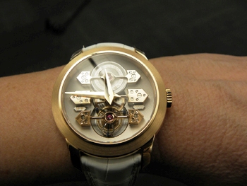 Girard-Perregaux 1966 Tourbillon with Three Gold Bridges for women