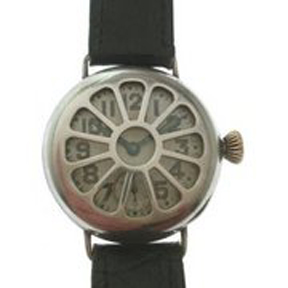 The first wristwatches for use in war featured protective covers. 